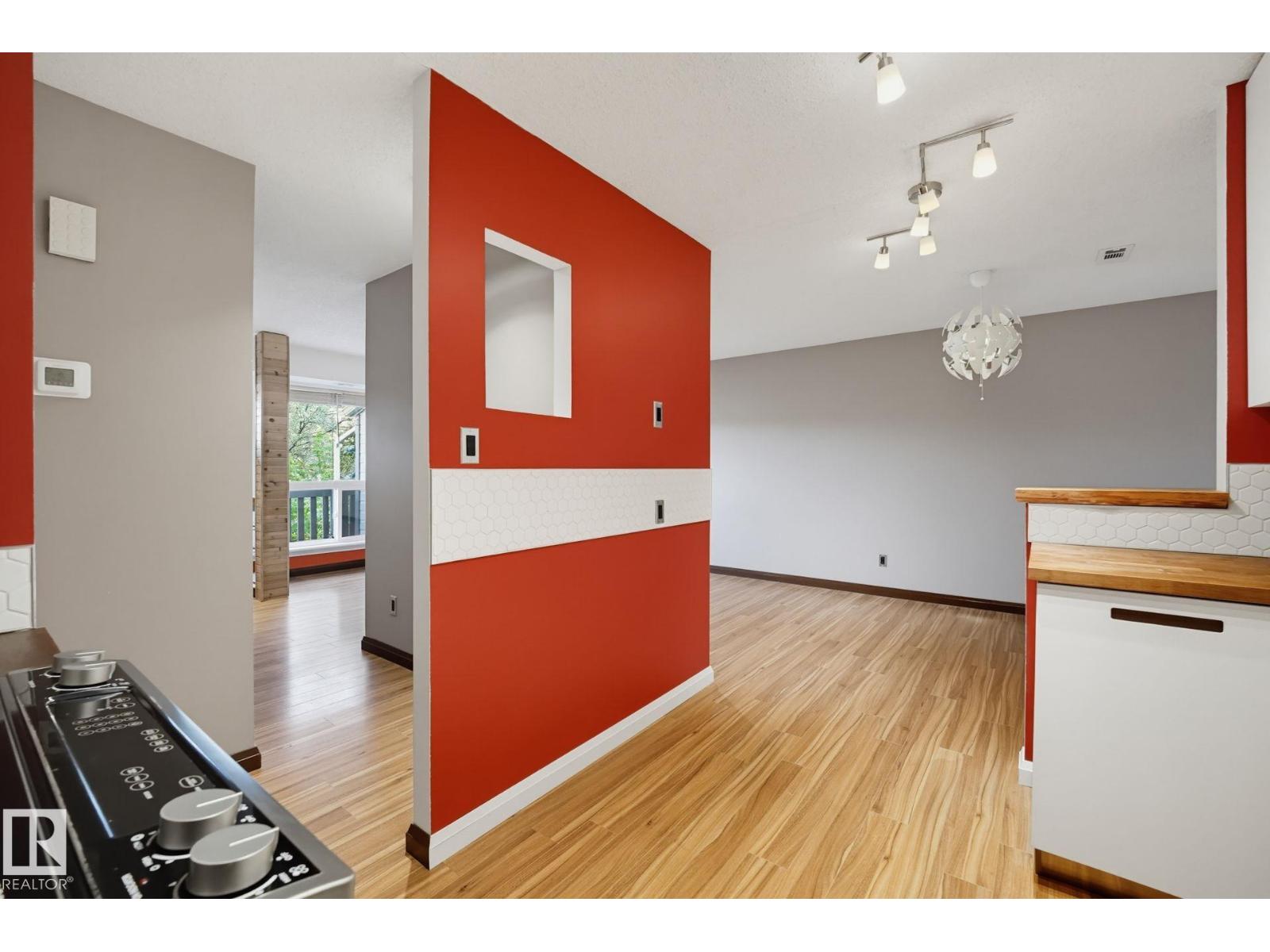 1180 Saddleback Rd Nw Property Photo 6