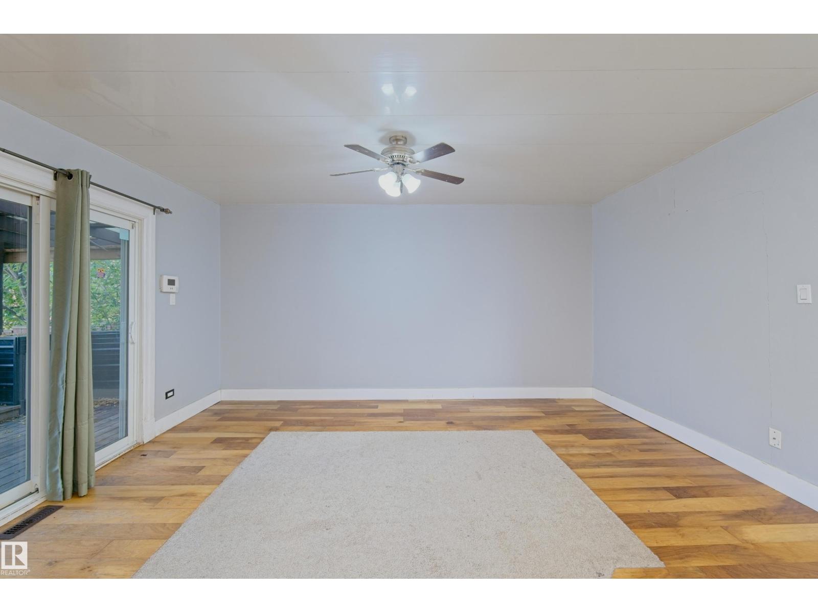 4947 49 Avenue Property Photo 14