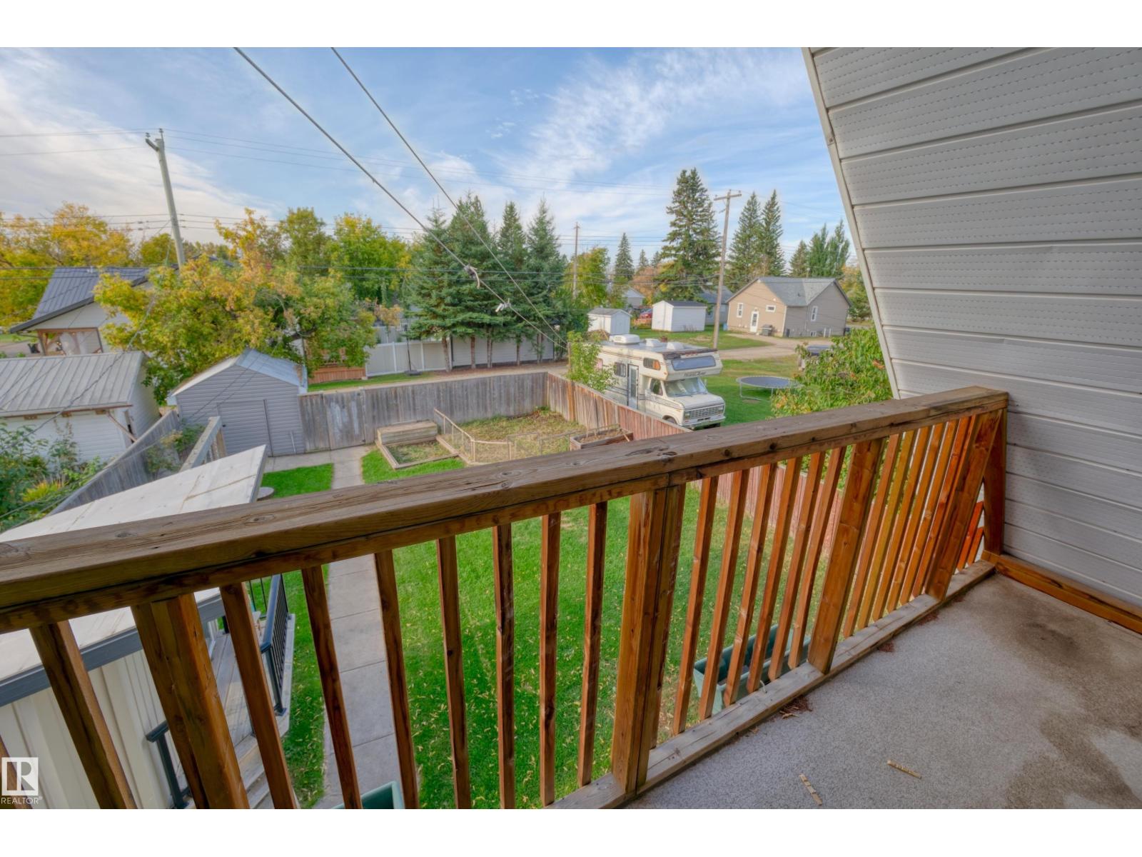4947 49 Avenue Property Photo 35