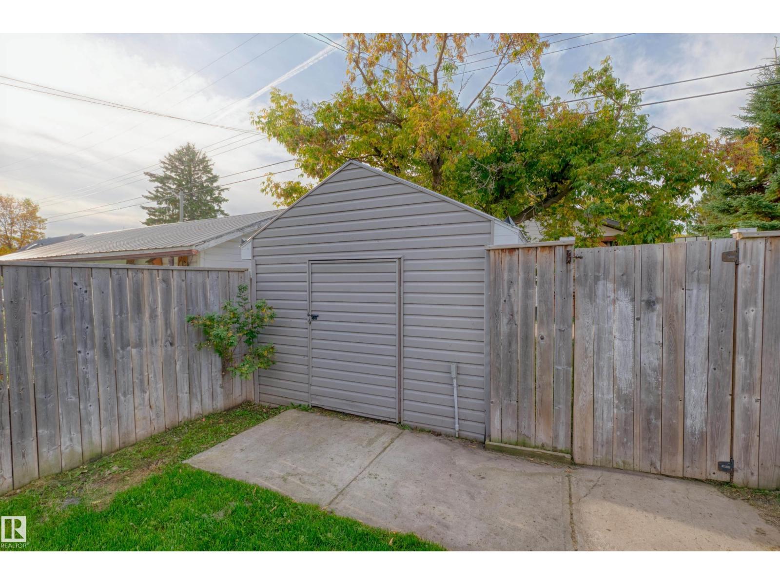 4947 49 Avenue Property Photo 56