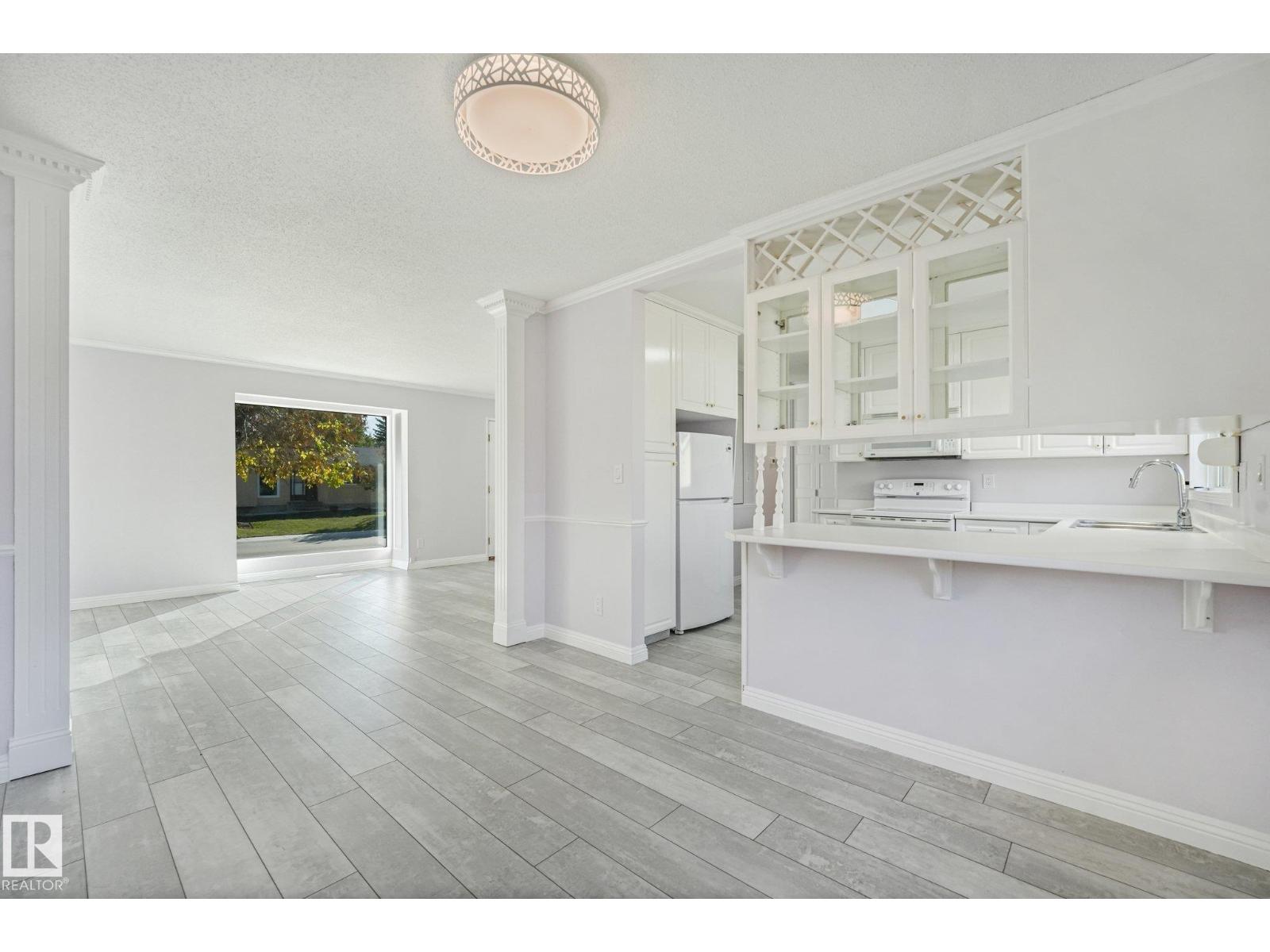 10218 167a Av Nw Property Photo 13