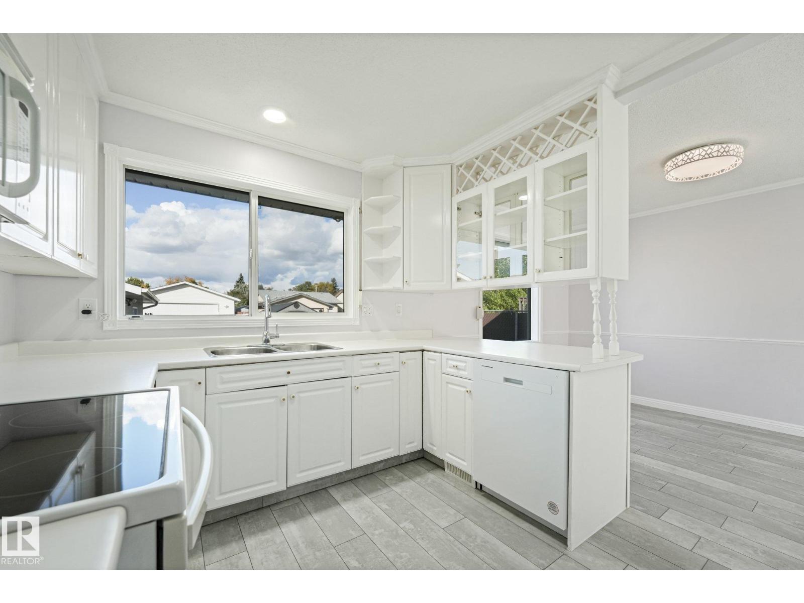 10218 167a Av Nw Property Photo 16