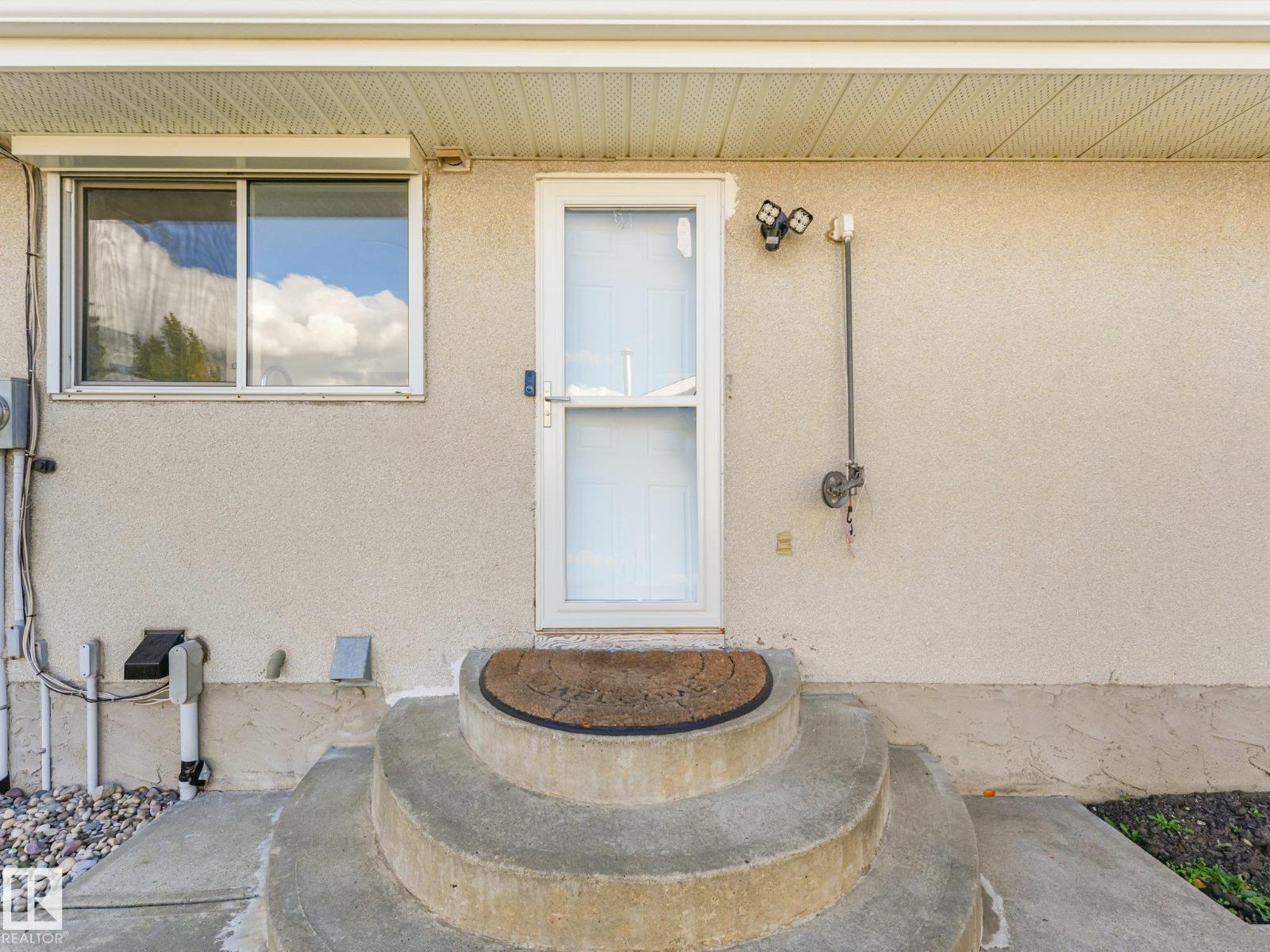 10218 167a Av Nw Property Photo 54