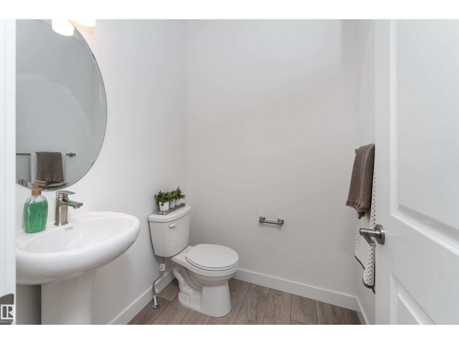332 27 St Sw Property Photo 14