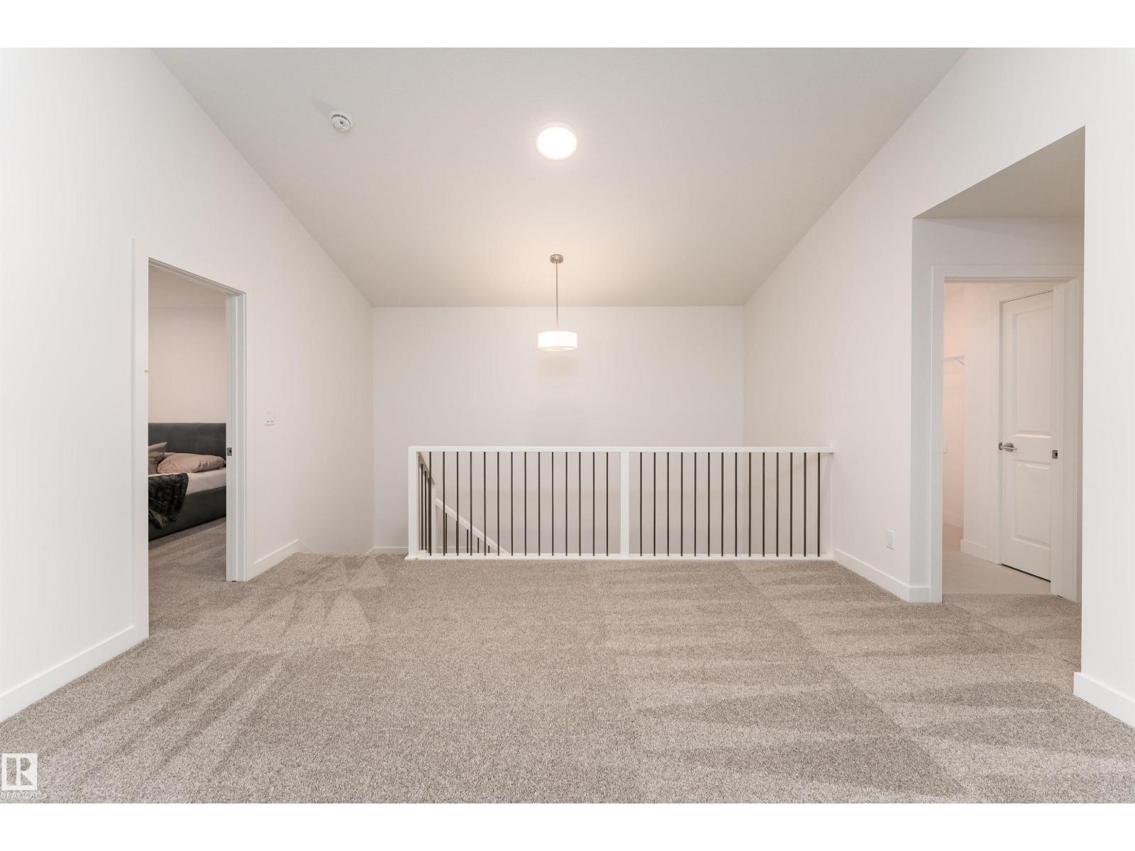 332 27 St Sw Property Photo 17