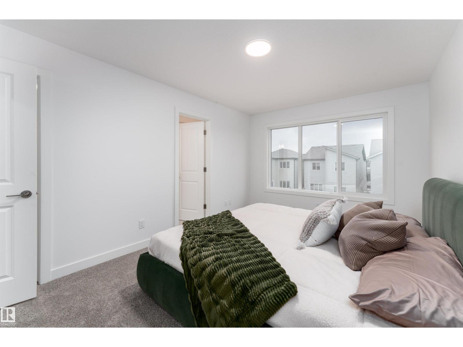 332 27 St Sw Property Photo 21