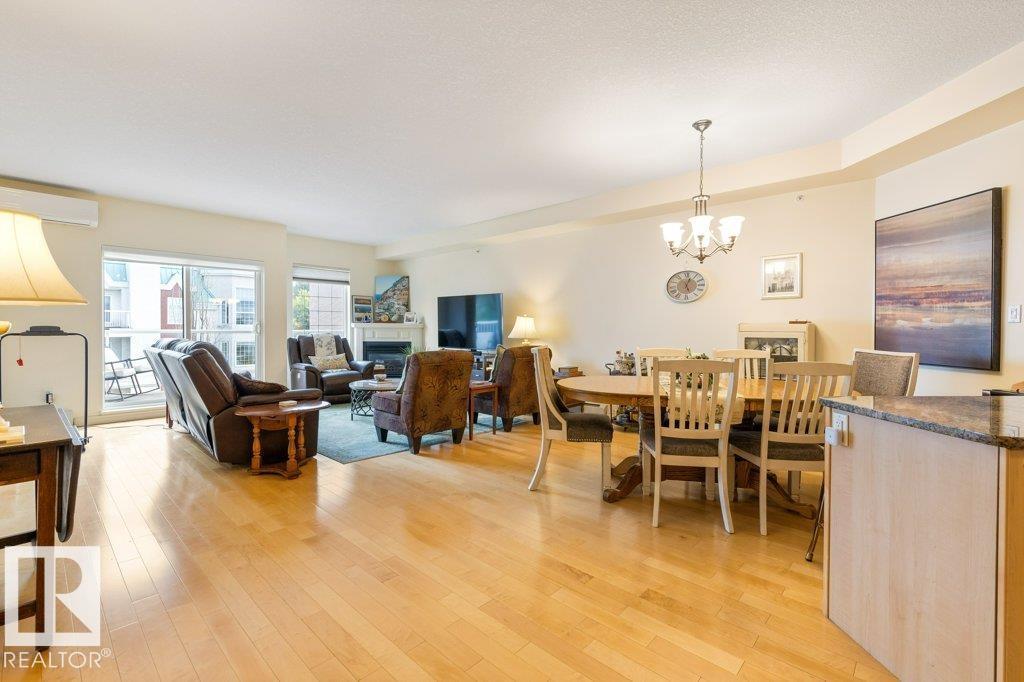 #406 5 Perron St Property Photo 11