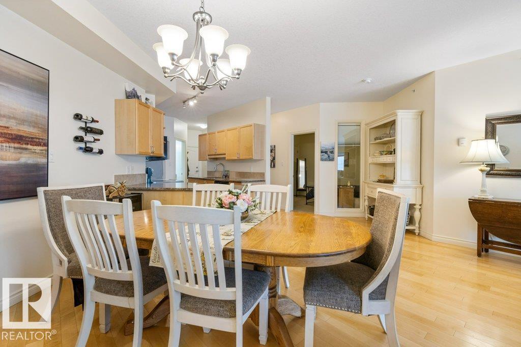 #406 5 Perron St Property Photo 13