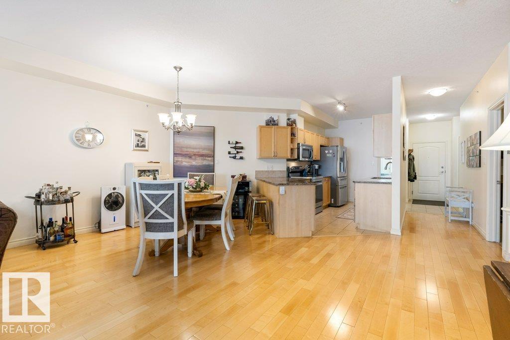 #406 5 Perron St Property Photo 14