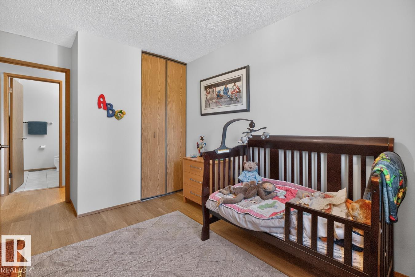 10860 11 Av Nw Property Photo 22