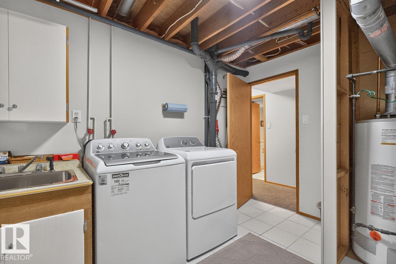 10860 11 Av Nw Property Photo 37