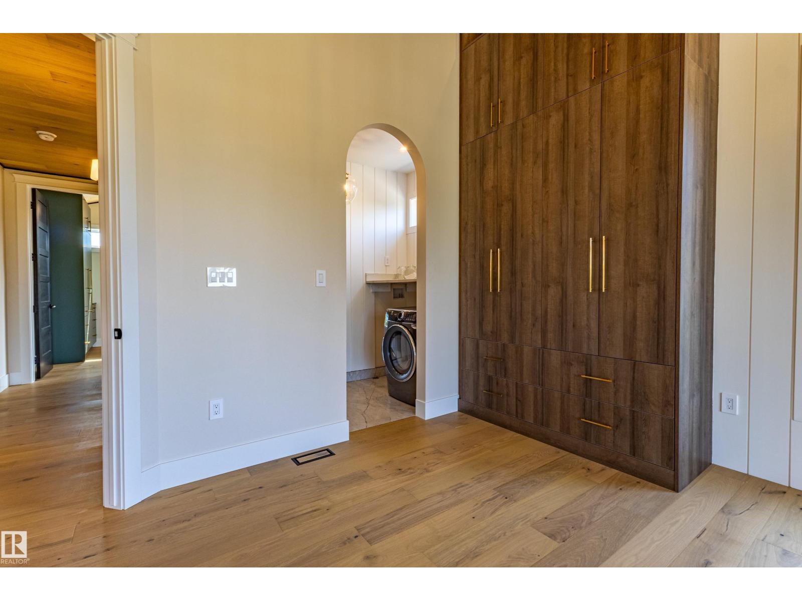 4142 122 St Nw Property Photo 40