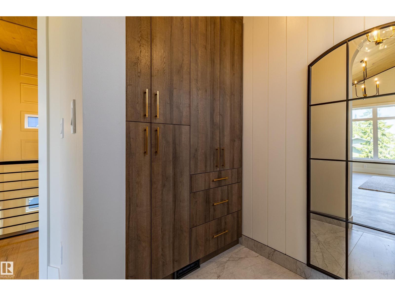 4142 122 St Nw Property Photo 42