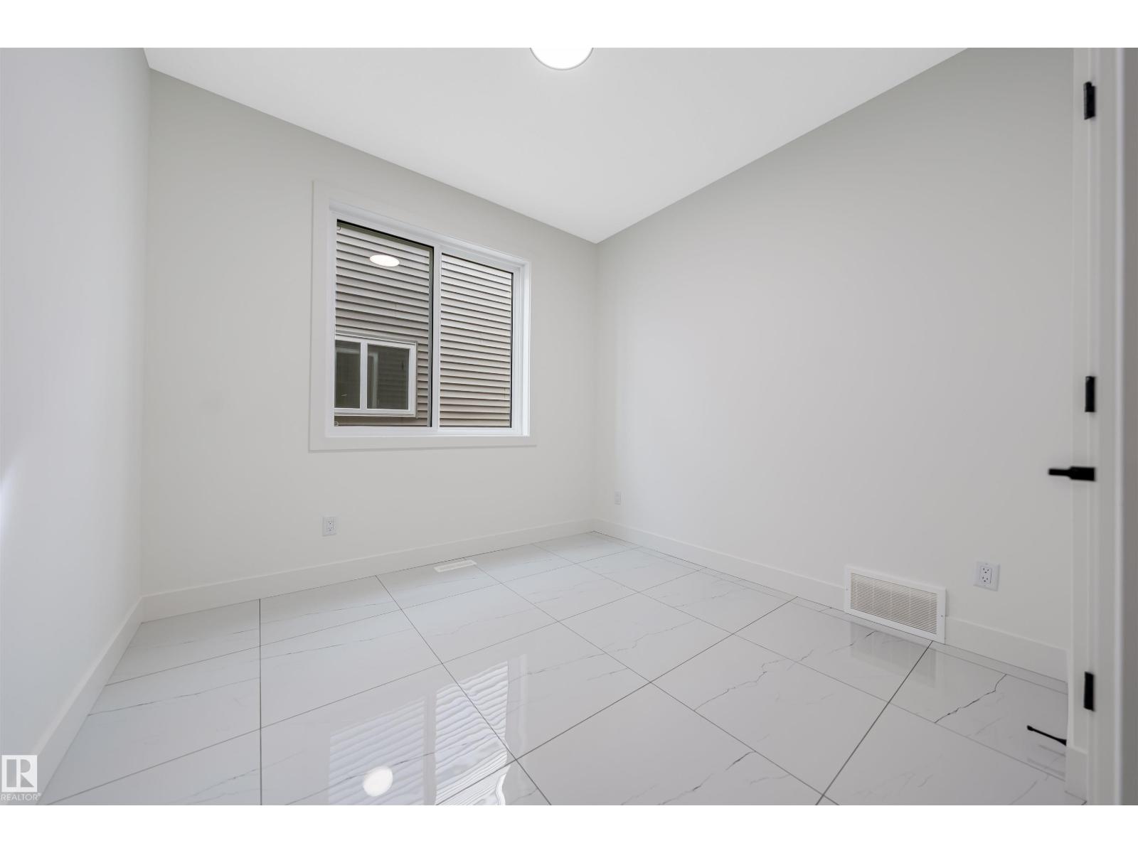 E4511421 Property Photo 20