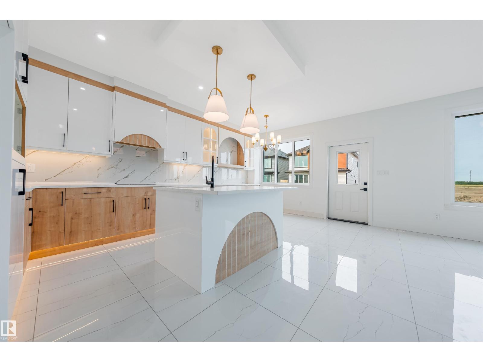 E4511421 Property Photo 24