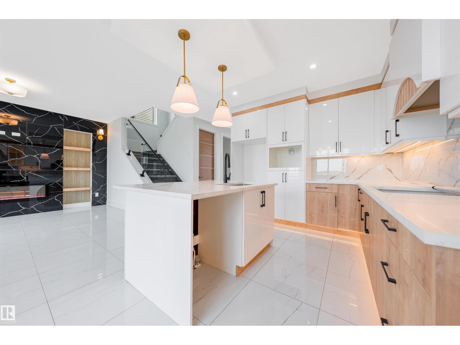 E4511421 Property Photo 33
