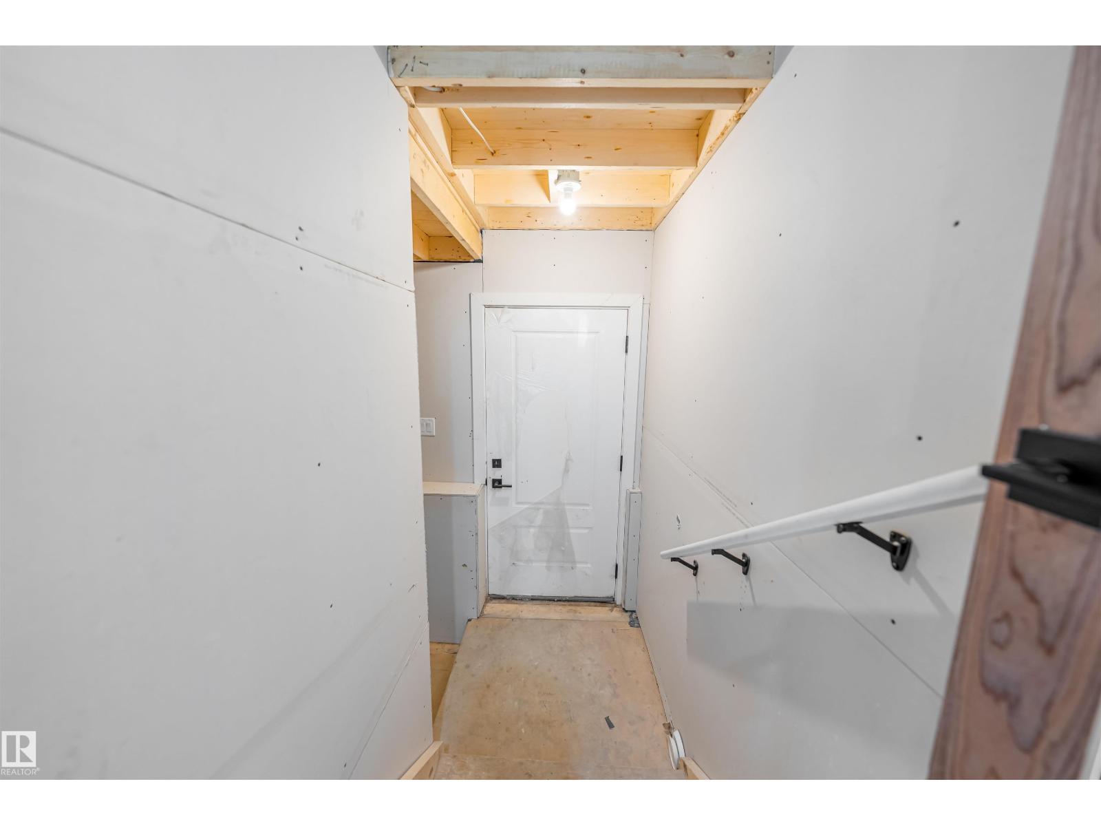 E4511421 Property Photo 36
