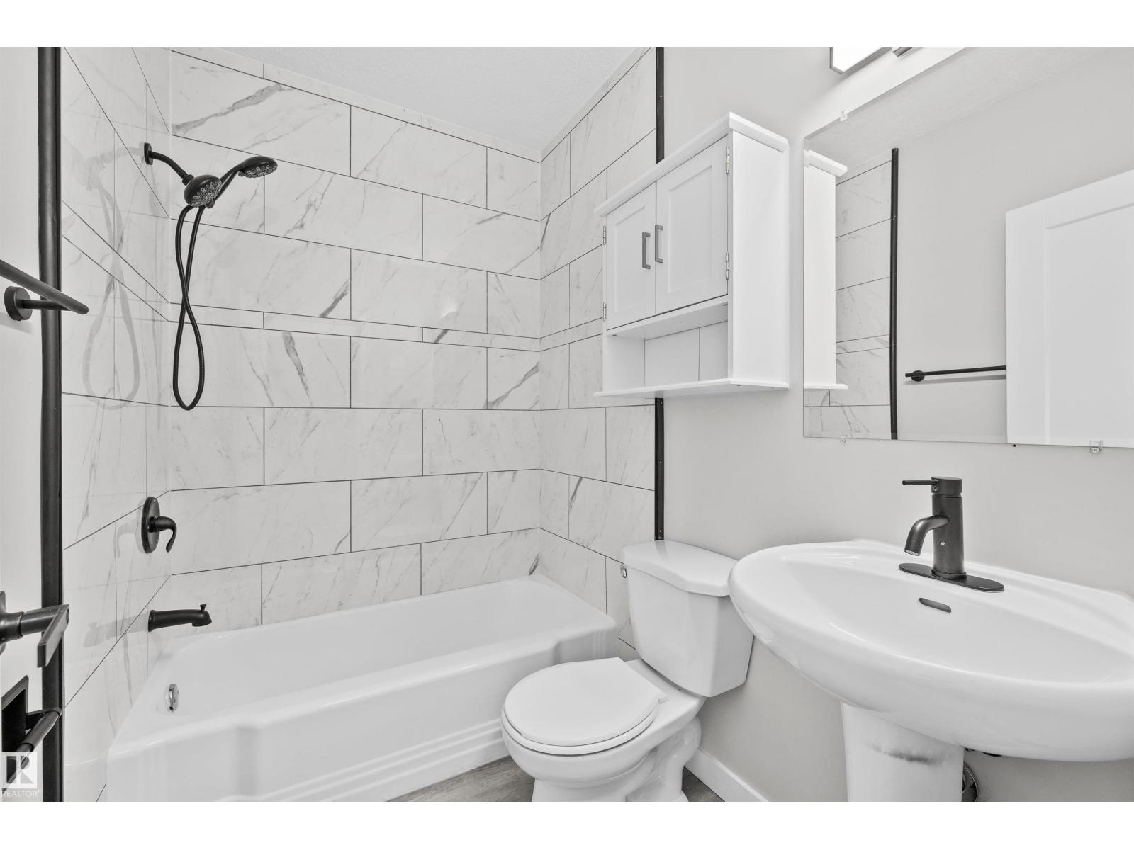 #2 10049 154 St Nw Property Photo 11