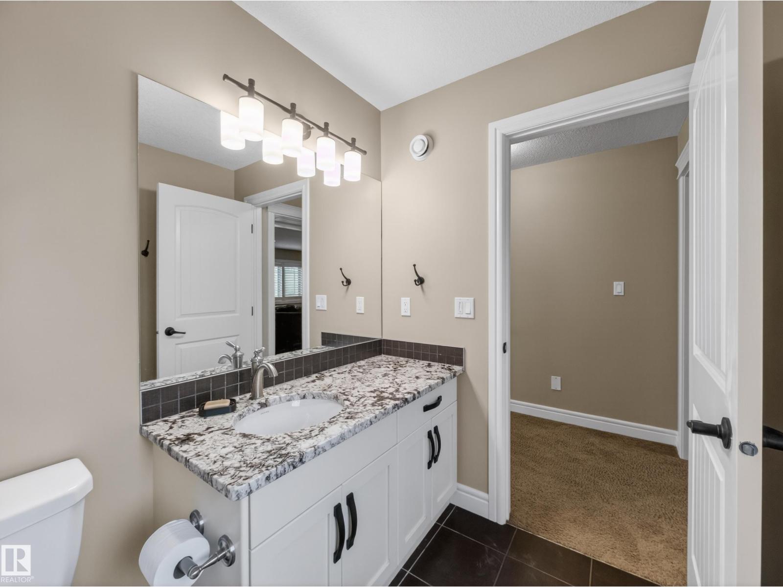 5608 Soleil Bv Property Photo 39