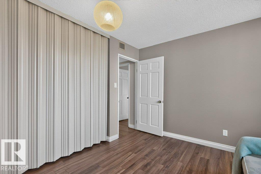 #703 9921 104 St Nw Property Photo 26