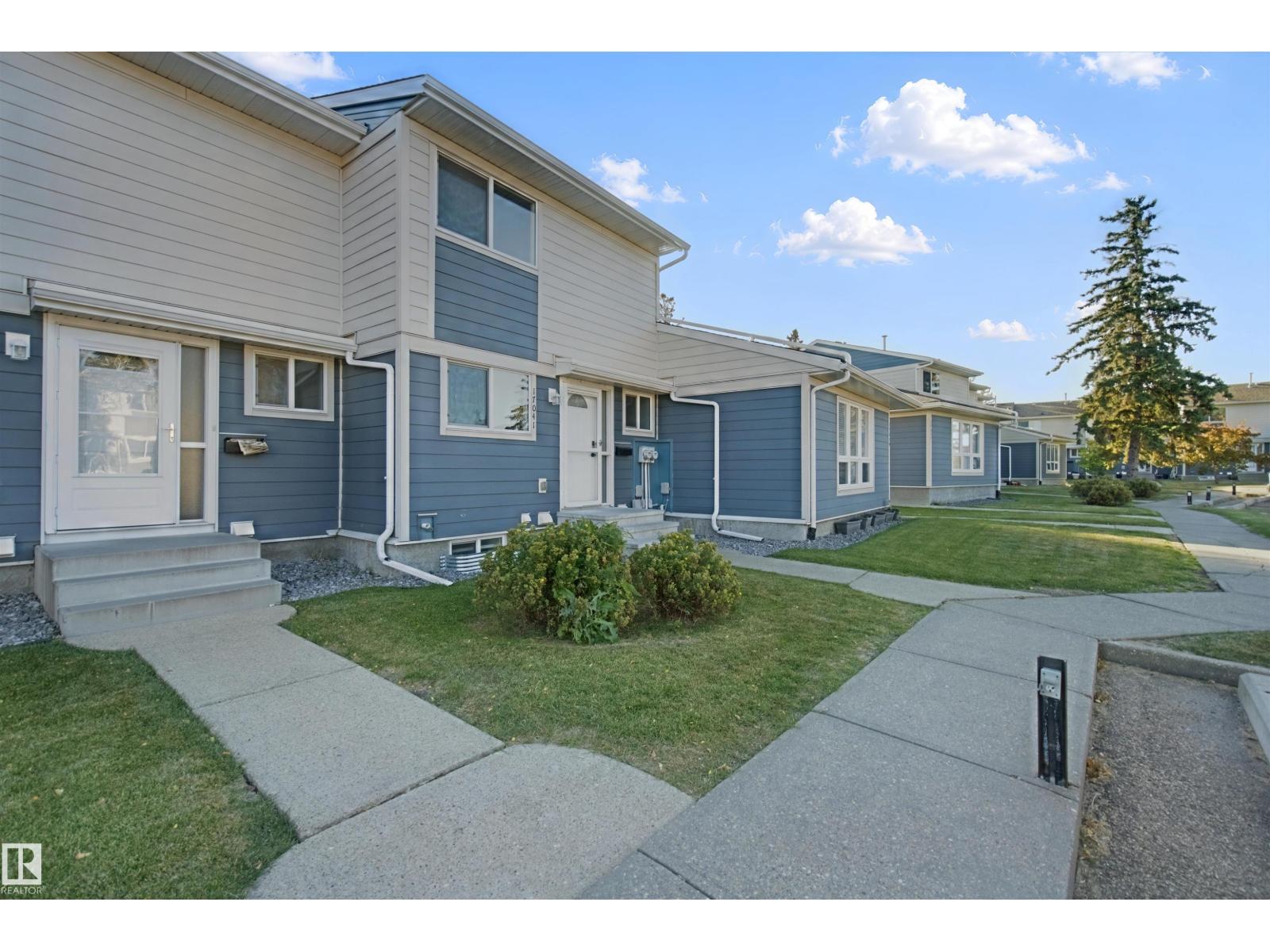 17041 100 St Nw Property Photo 2