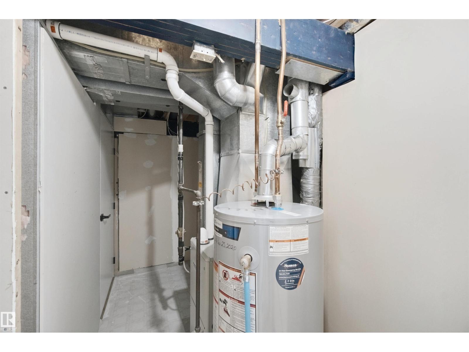 17041 100 St Nw Property Photo 42