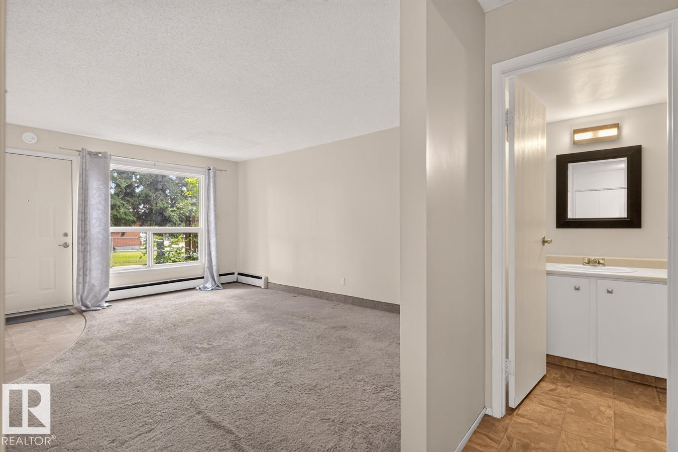 #106 237 Woodvale Rd Nw Property Photo 8