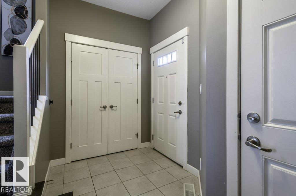 471 Reed Cr Property Photo 6