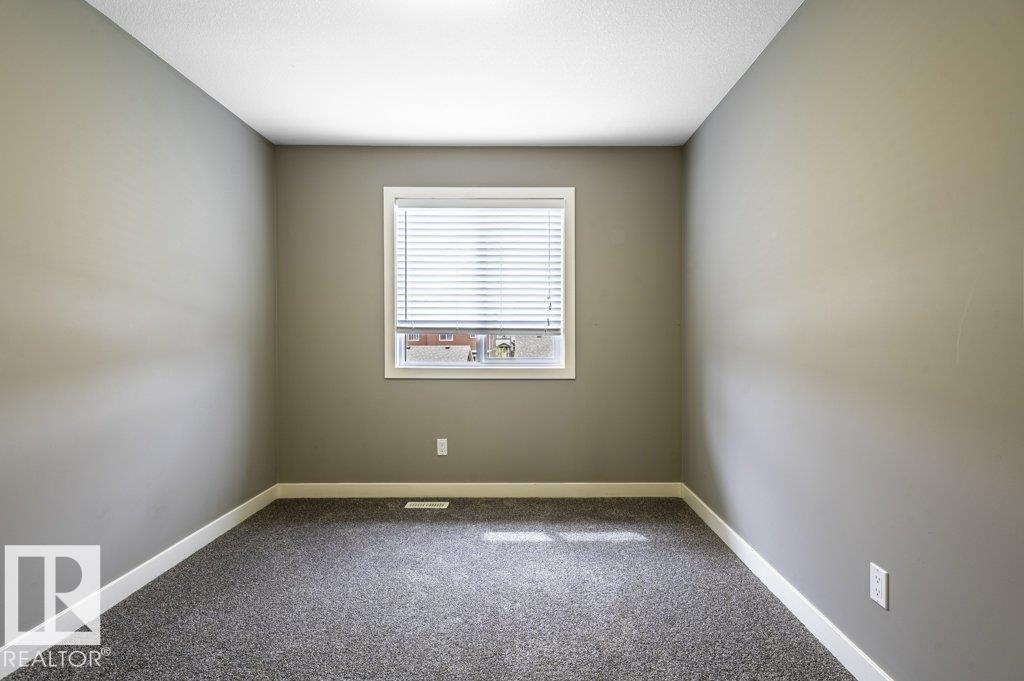 471 Reed Cr Property Photo 32