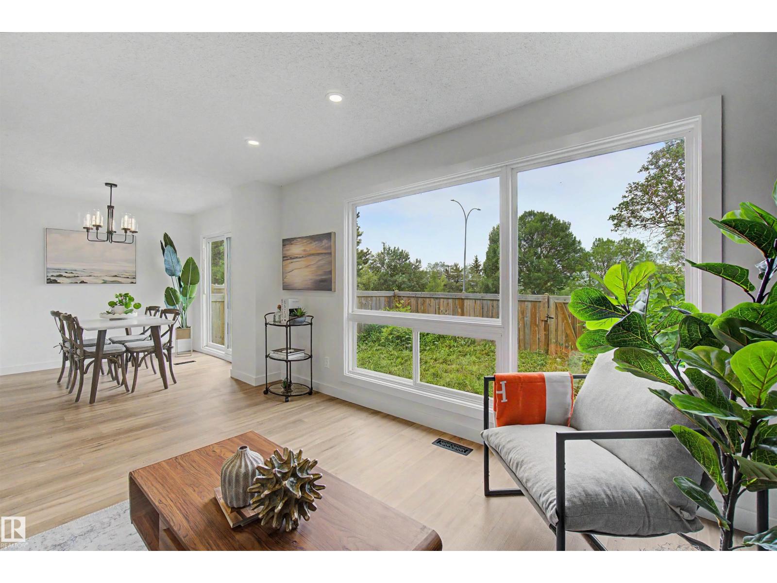 215 Grandin Vg Property Photo 2