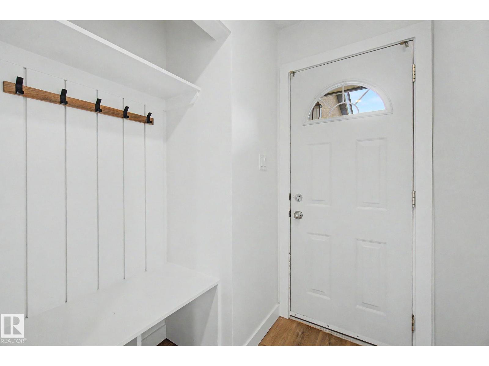 215 Grandin Vg Property Photo 15