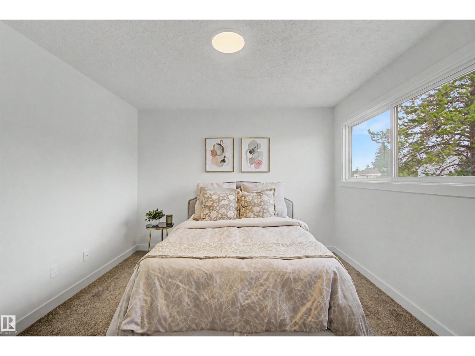 215 Grandin Vg Property Photo 19