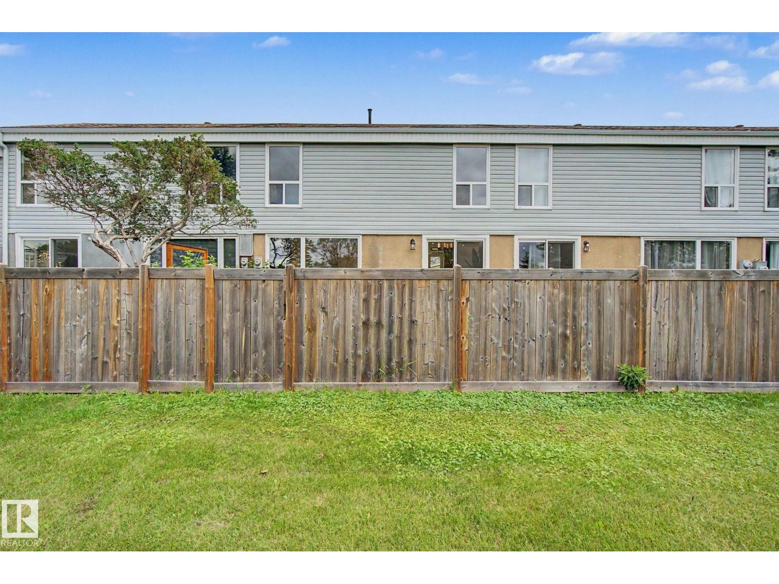 215 Grandin Vg Property Photo 32