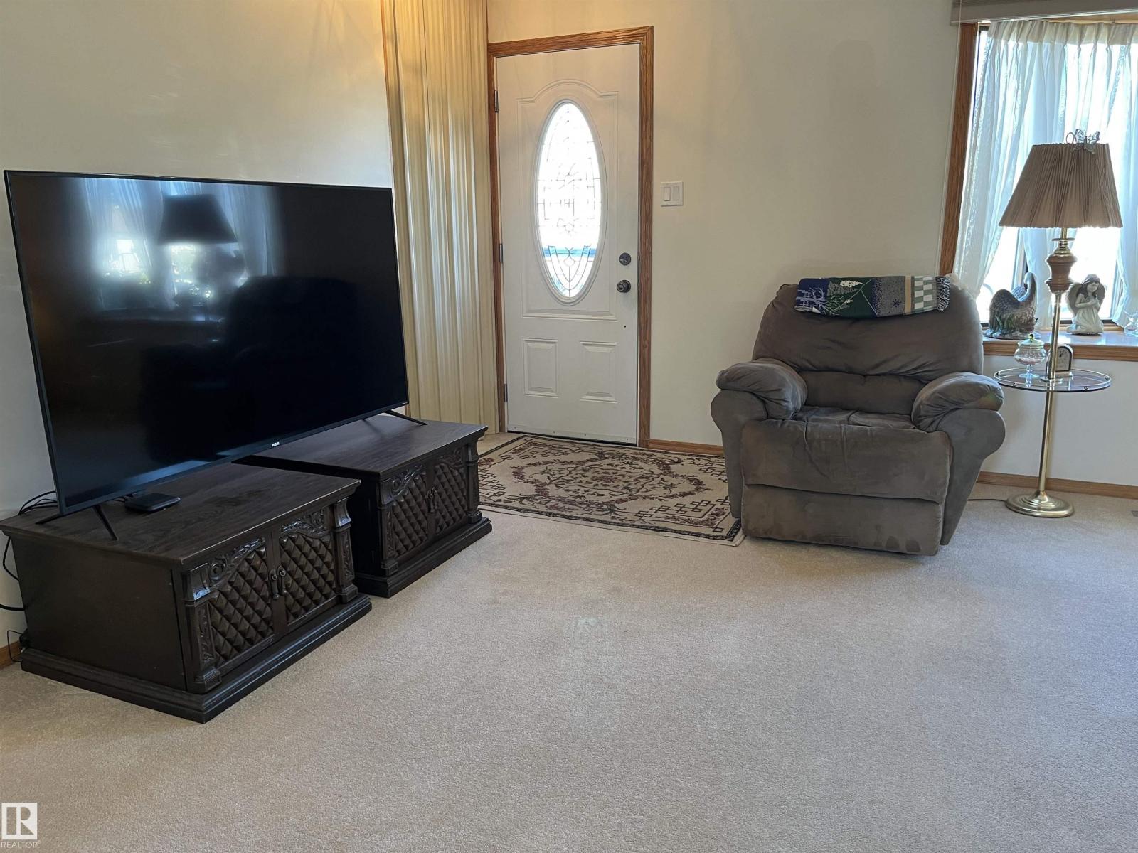 16131 110b Av Nw Property Photo 12
