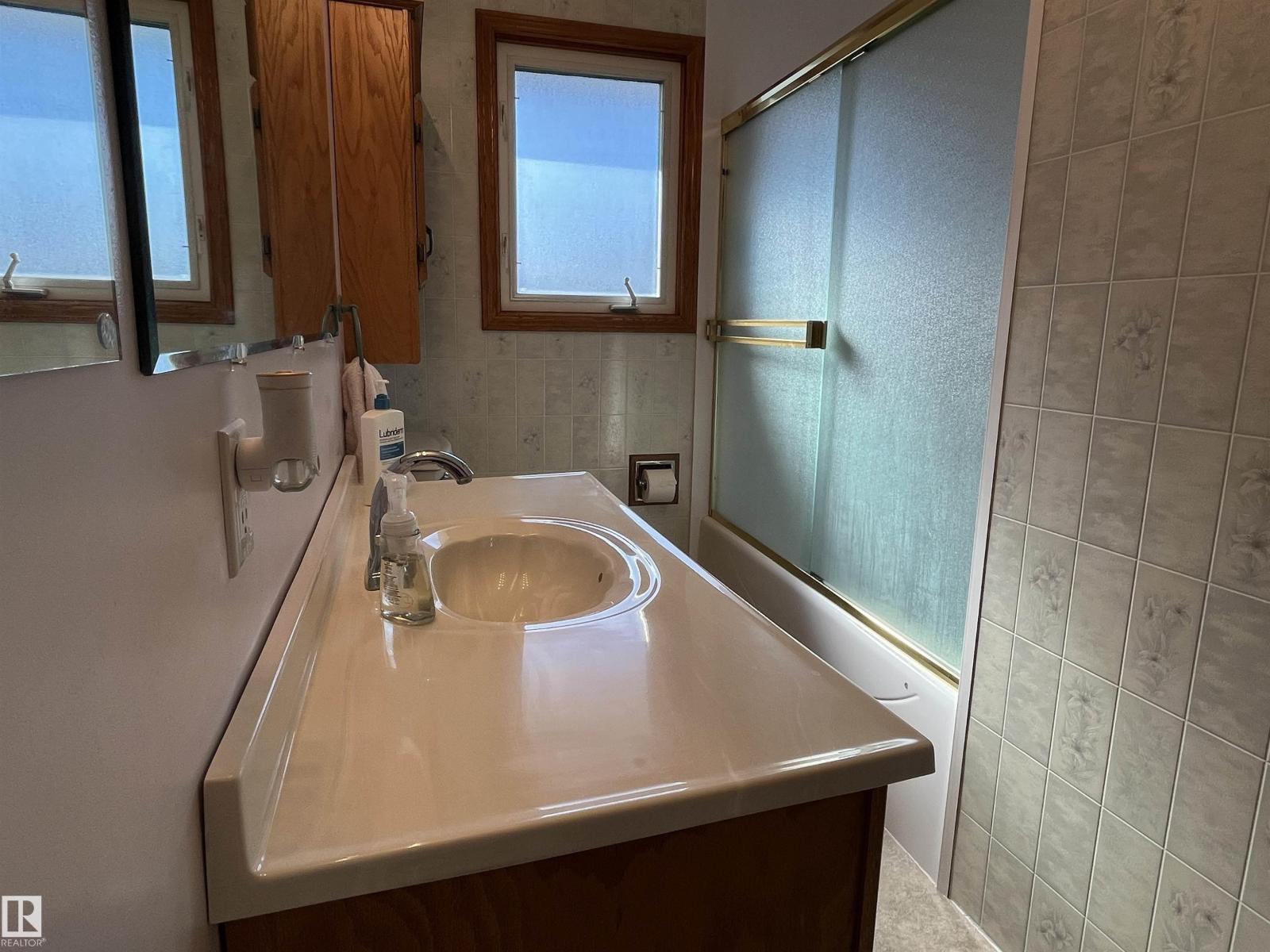 16131 110b Av Nw Property Photo 21