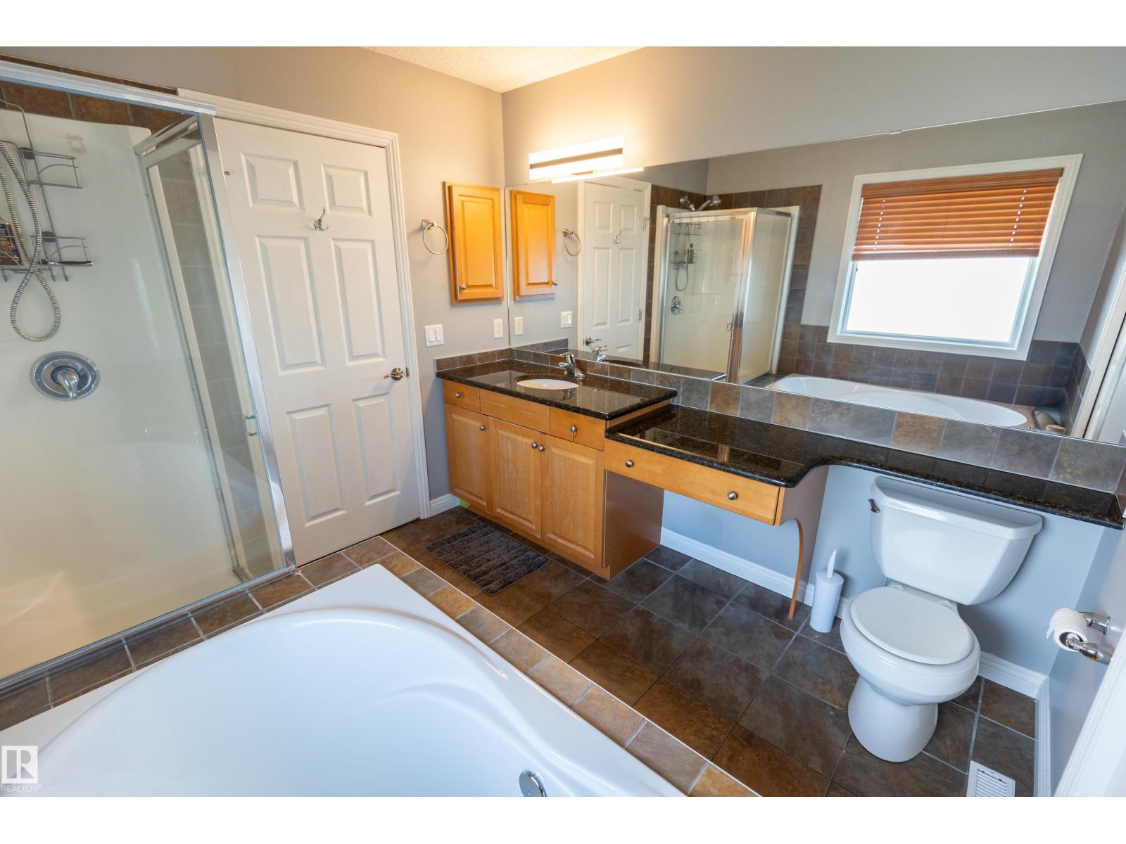 28 Becker Cr Property Photo 31