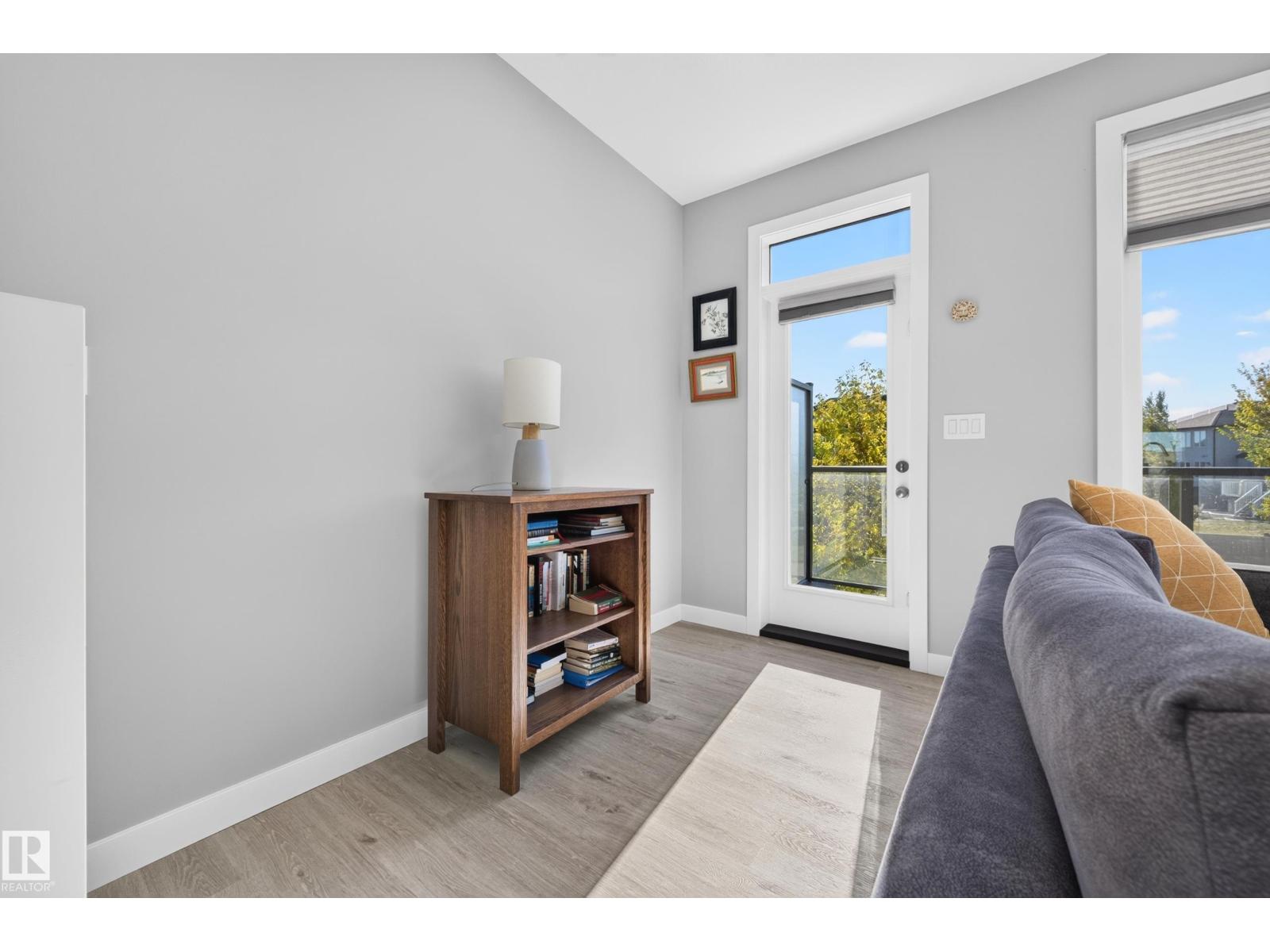 #8 50 Ebony Bv Property Photo 6