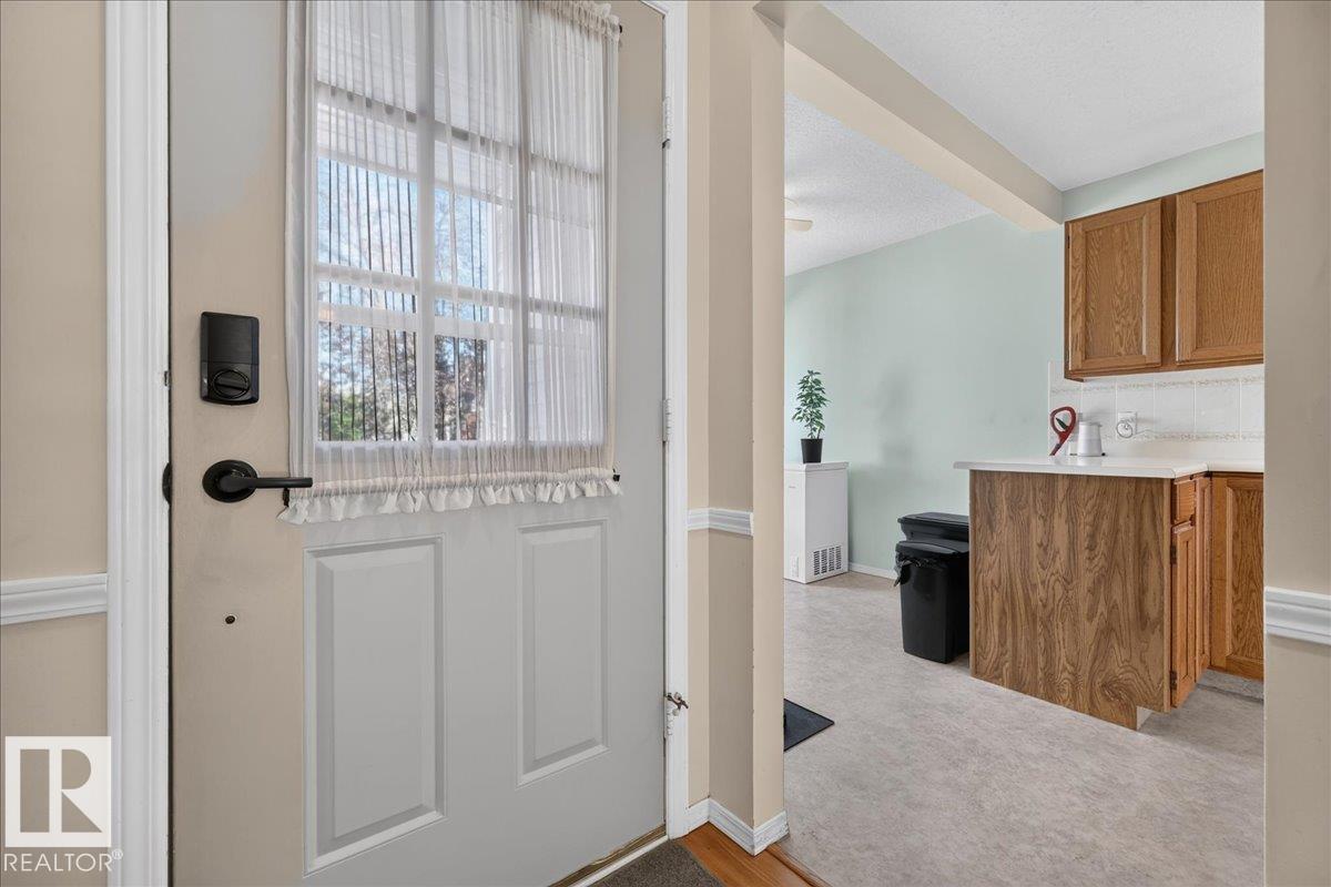 15228 84 St Nw Property Photo 3