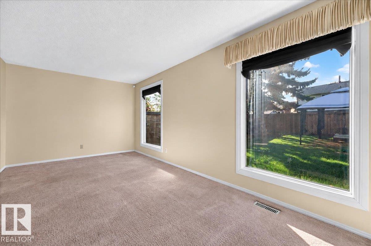 15228 84 St Nw Property Photo 15