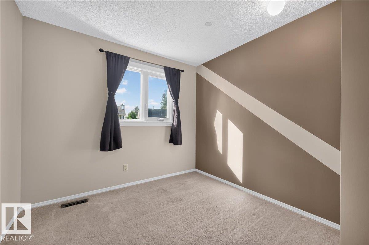 15228 84 St Nw Property Photo 34