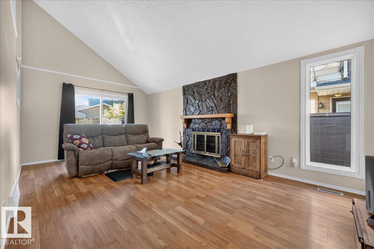 15228 84 St Nw Property Photo 42