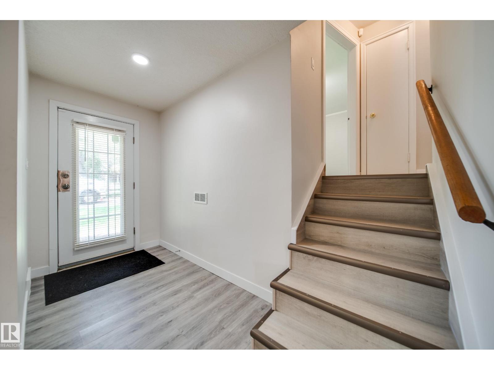 10519 140 St Nw Property Photo 5