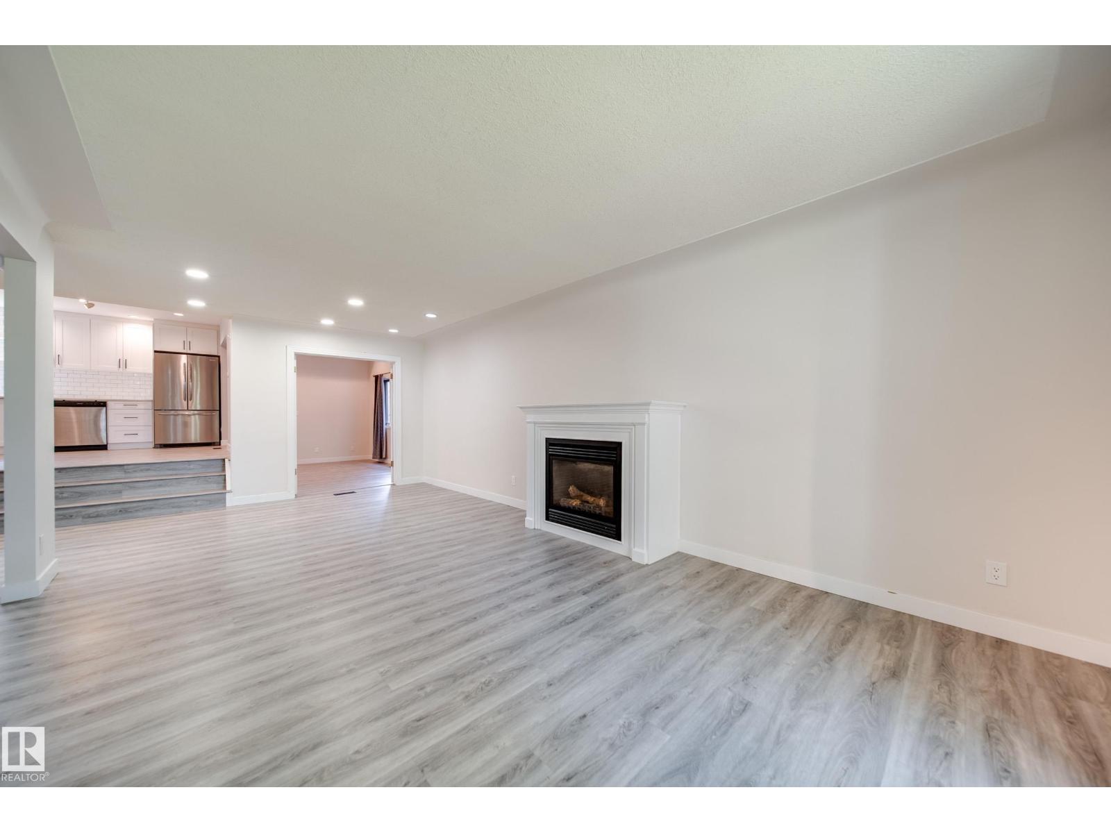 10519 140 St Nw Property Photo 12