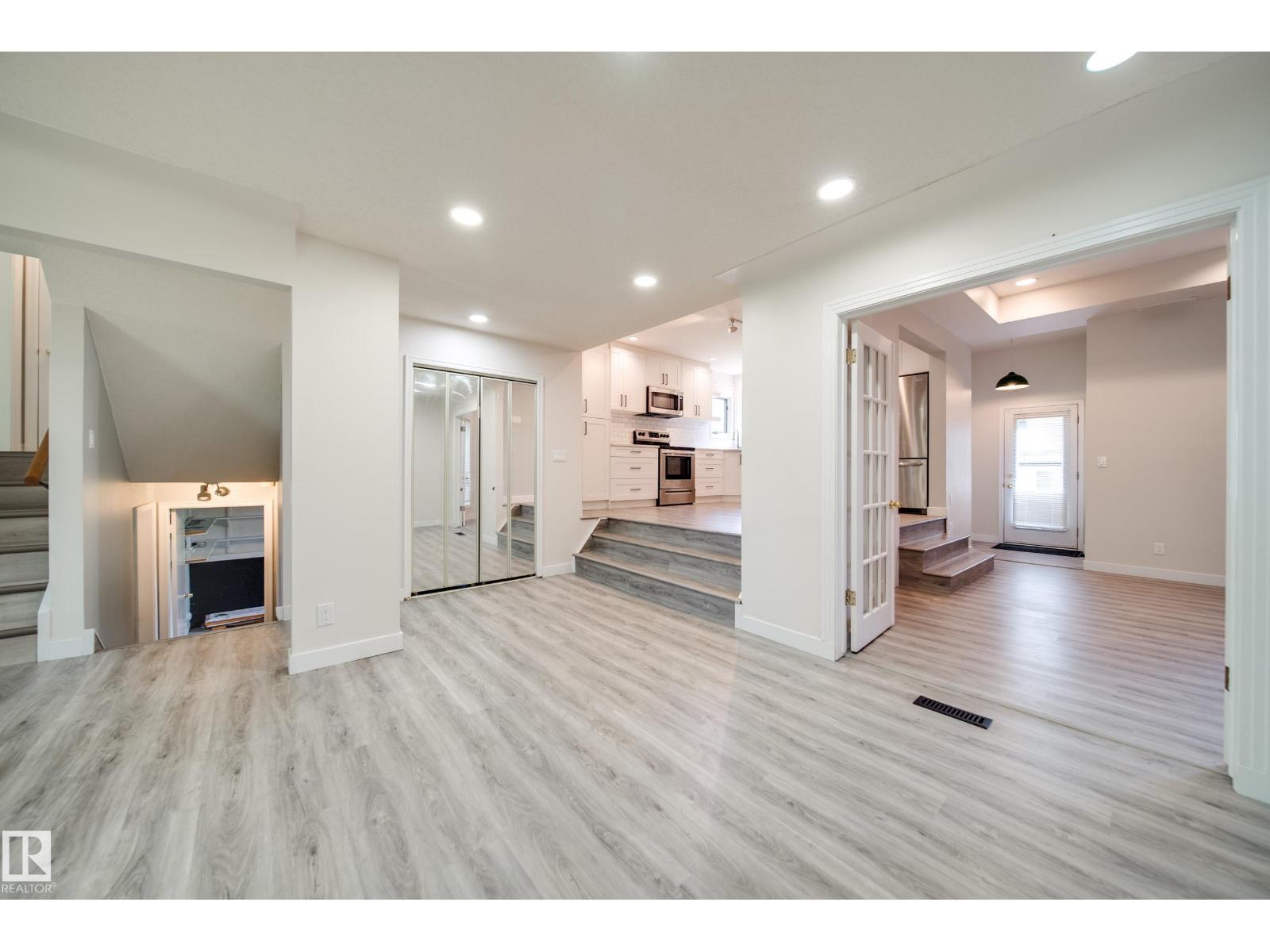 10519 140 St Nw Property Photo 14
