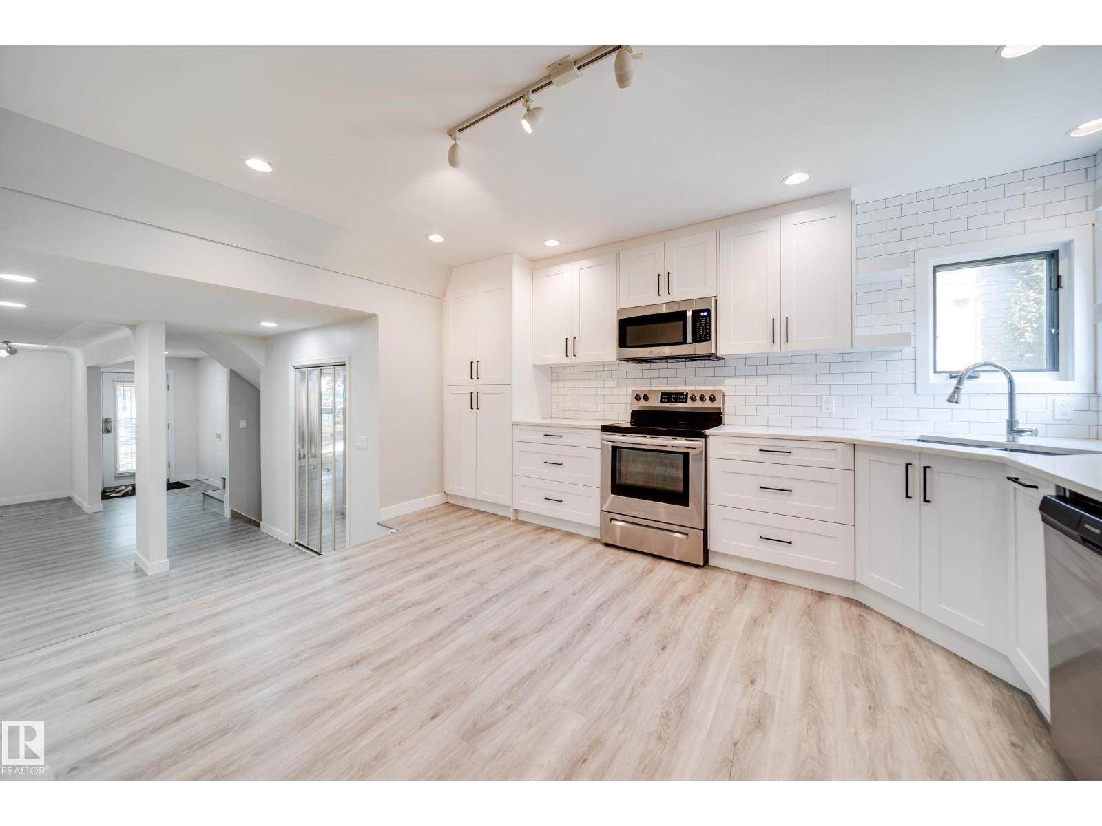 10519 140 St Nw Property Photo 18