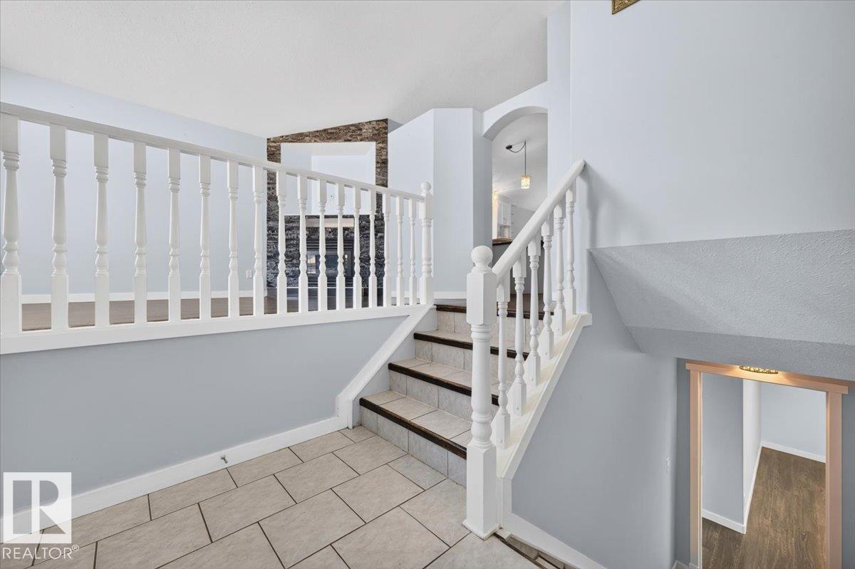 417 Hollick Kenyon Rd Nw Nw Property Photo 6