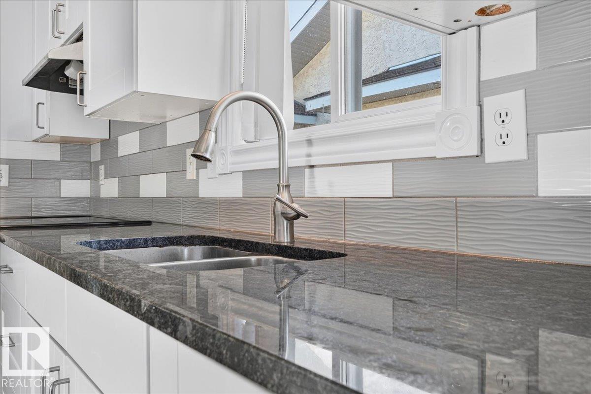 417 Hollick Kenyon Rd Nw Nw Property Photo 16