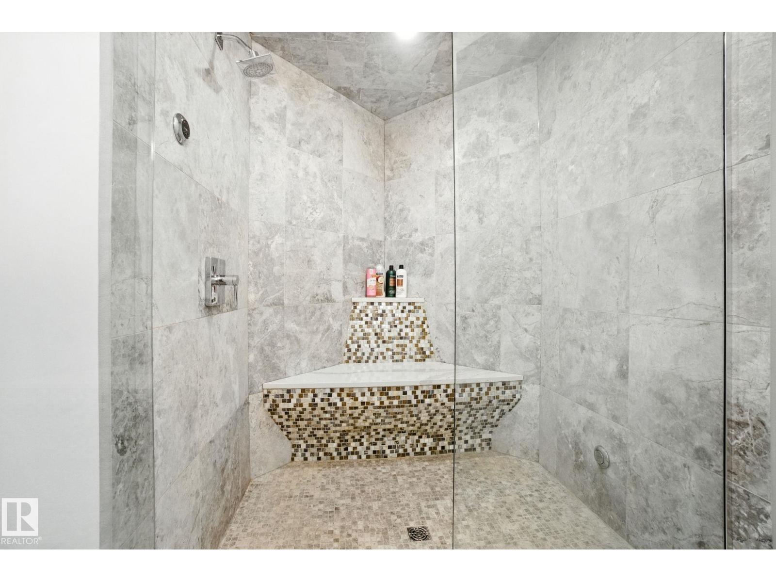 11823 Saskatchewan Dr Nw Property Photo 30