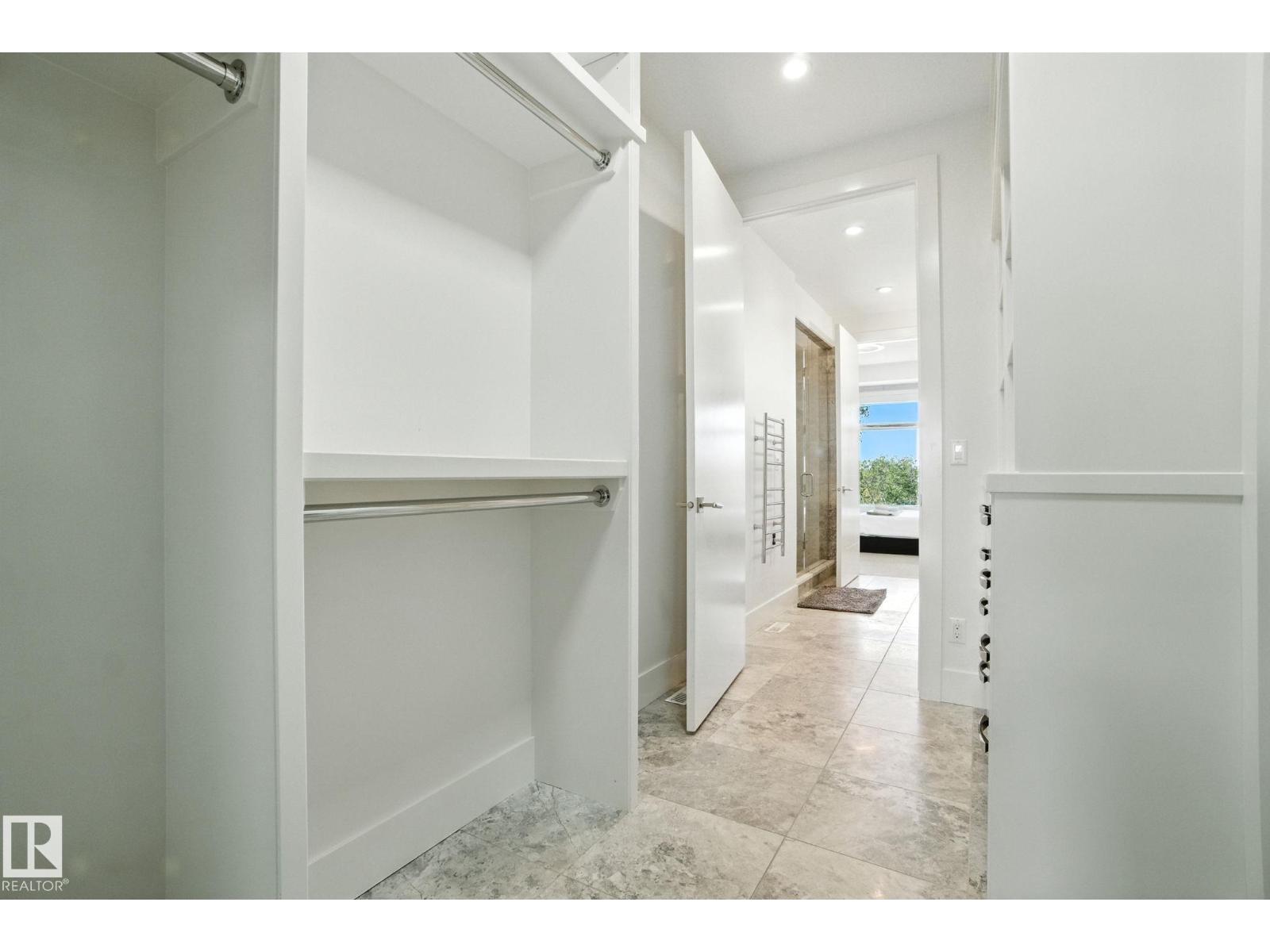 11823 Saskatchewan Dr Nw Property Photo 35
