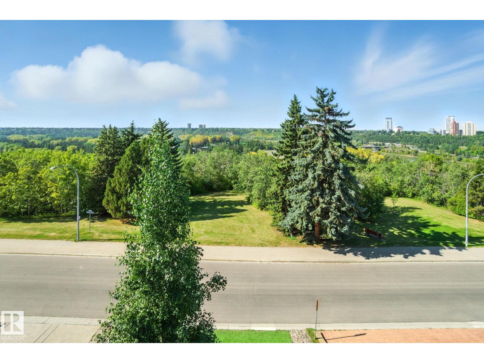 11823 Saskatchewan Dr Nw Property Photo 65